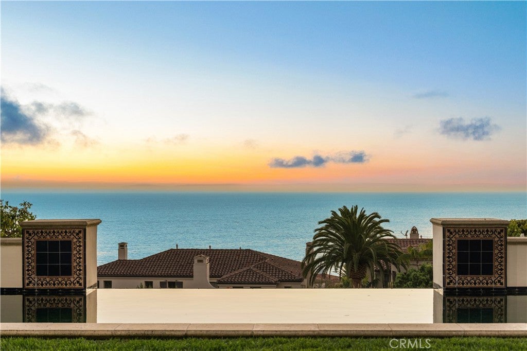 24 Scenic Bluff