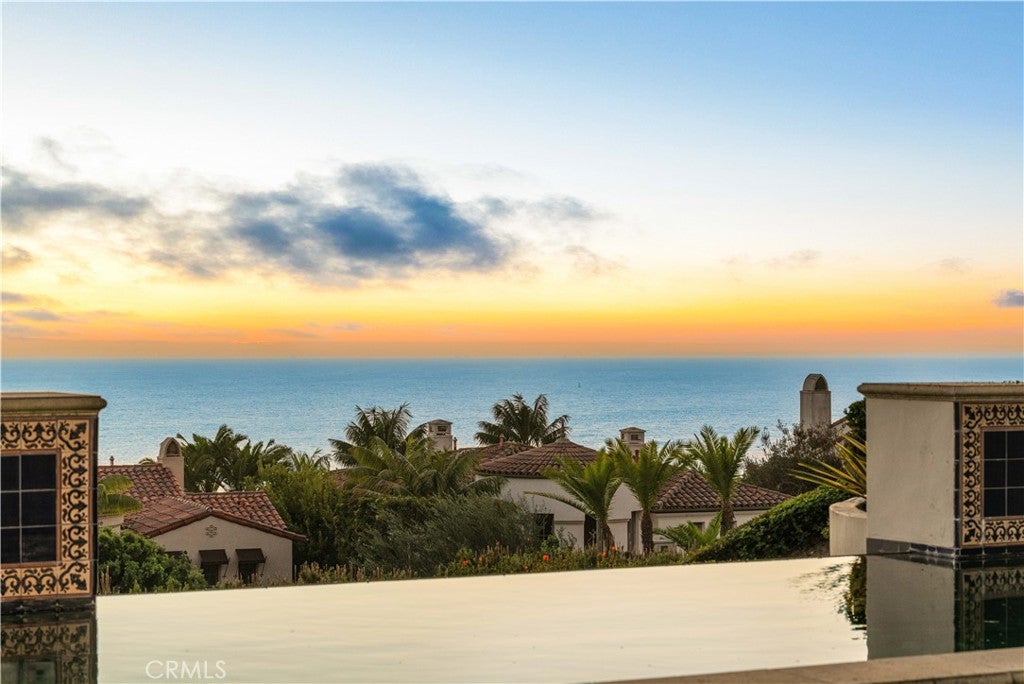 24 Scenic Bluff