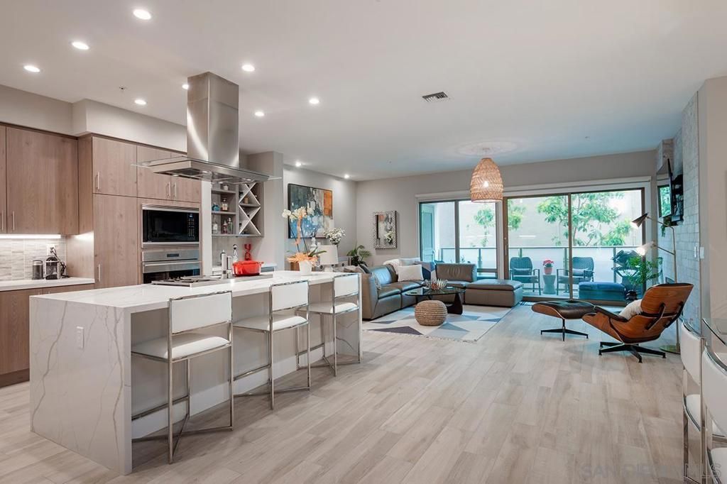 listing image 130722906690899423199