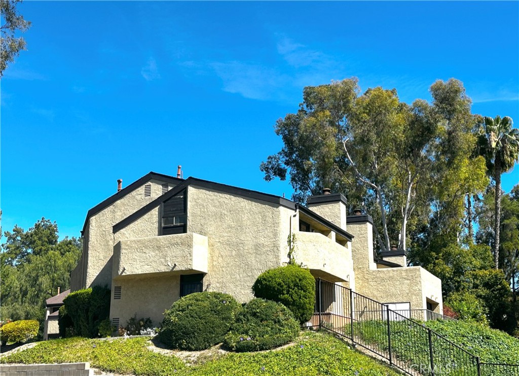 3616 Hemlock