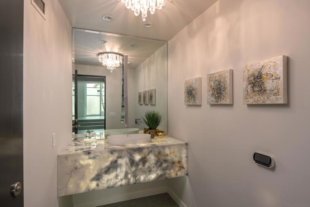 Del Mar - Residential Lease