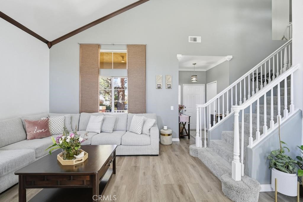 45664 Balmoral Court