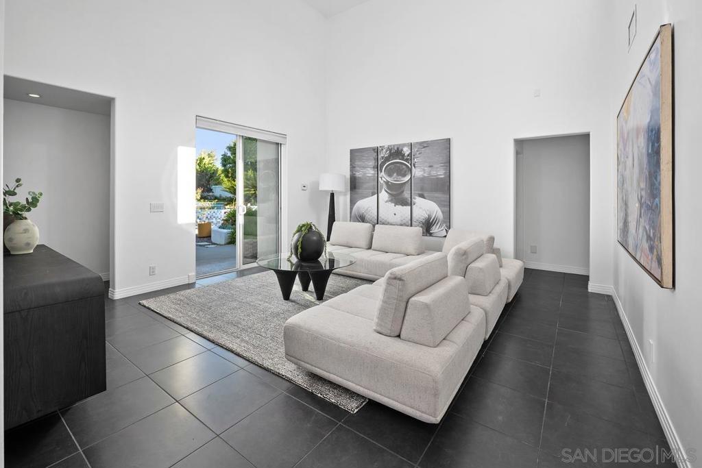 Rancho Santa Fe - Residential
