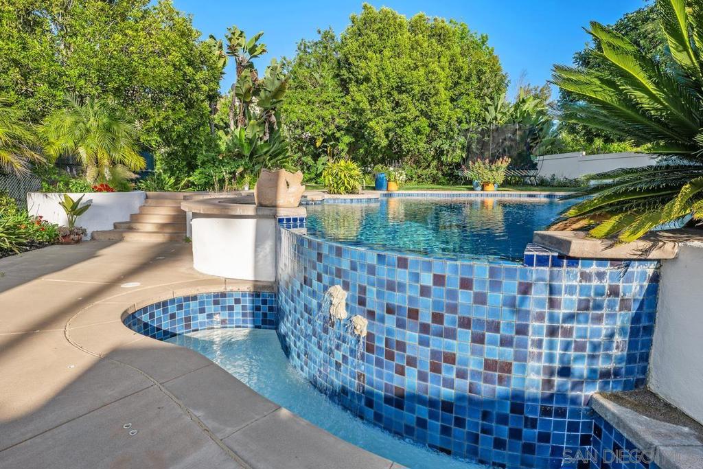 Rancho Santa Fe - Residential