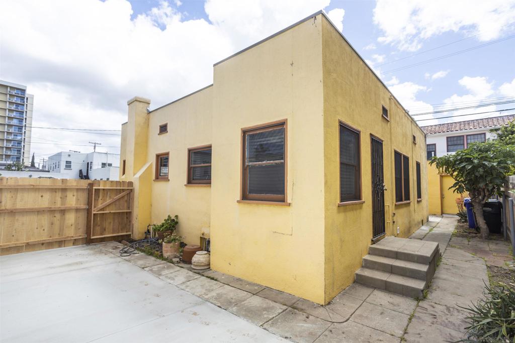 University Heights - Residential Lease