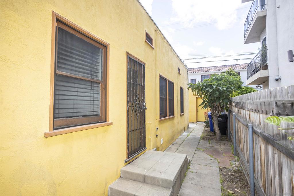 University Heights - Residential Lease