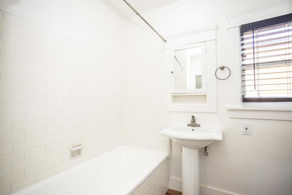 University Heights - Residential Lease