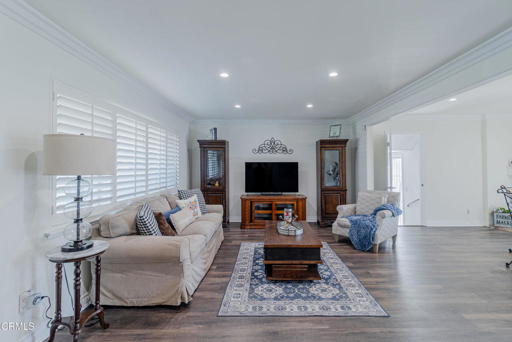 16322 Hiawatha Street