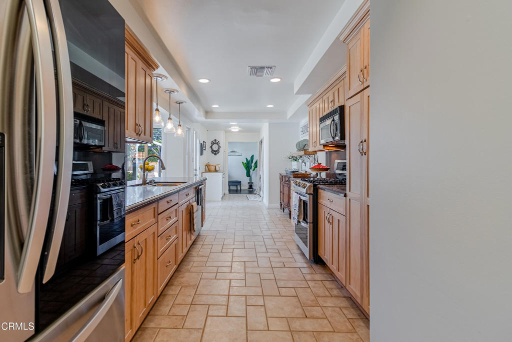 16322 Hiawatha Street