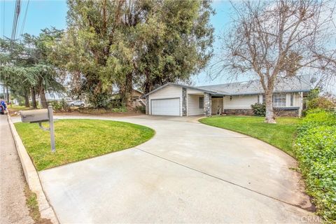 Photo of 35695 Wildwood Canyon Rd, Yucaipa, CA 92399 (MLS # IG26029123)