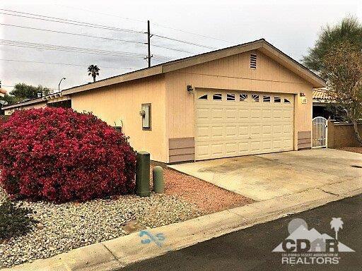 Desert Grove - Manufactured In Park