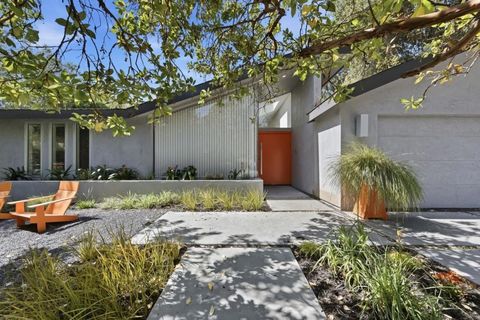 Photo of 440 Hale Street, Palo Alto, CA 94301 (MLS # ML82043181)