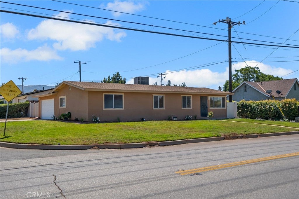 Photo of 13301 3rd Street, Yucaipa, CA 92399 (MLS # HD26119827)