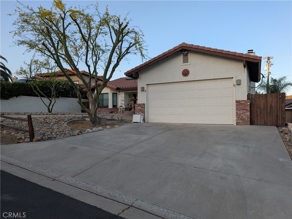 23040 Giant Fir Place