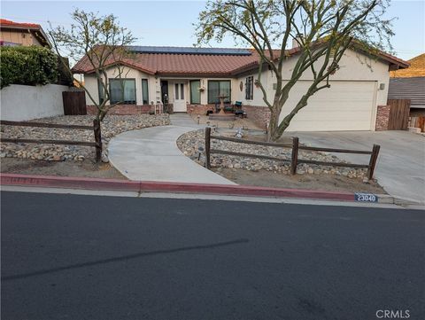 23040 Giant Fir Place Canyon Lake CA 92587