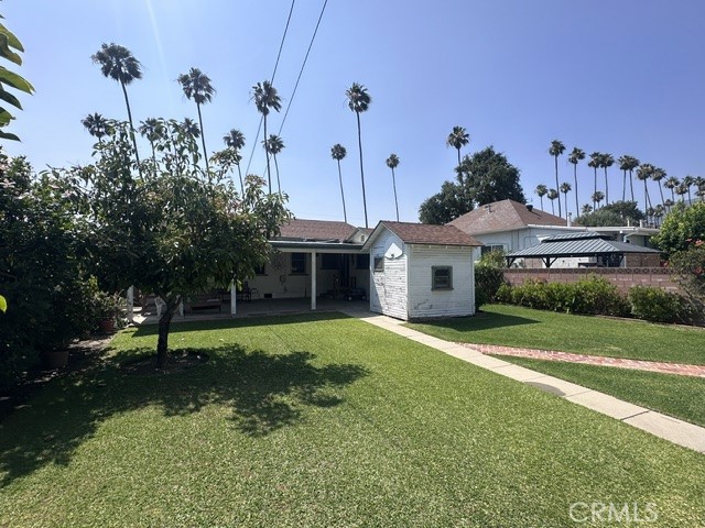 1038 N Azusa Avenue