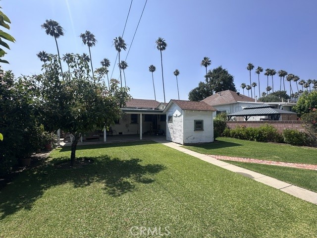 1038 N Azusa Avenue