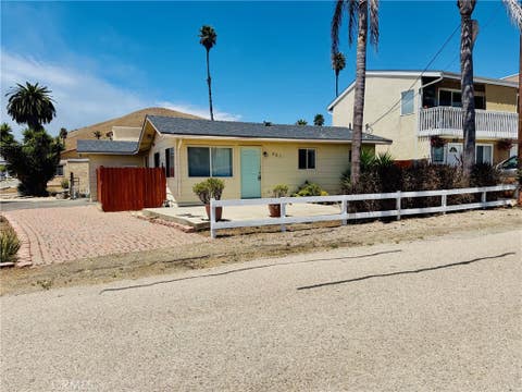 Tiny photo for 401 Tahiti ST, Morro Bay, CA 93442 (MLS # SC26160254)
