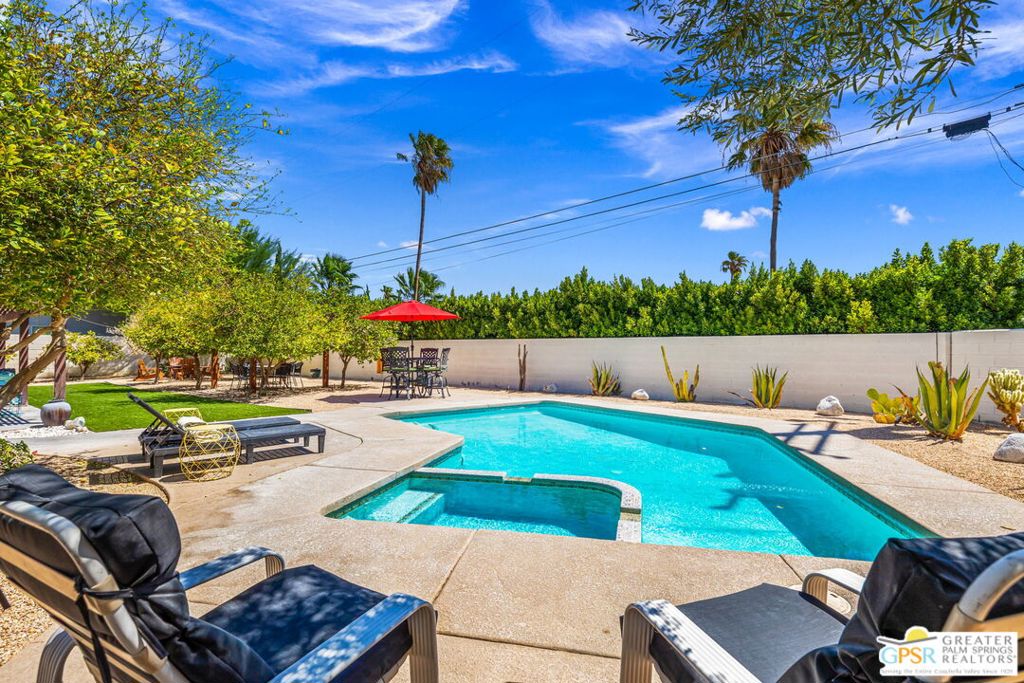 2342 N San Gorgonio Road
