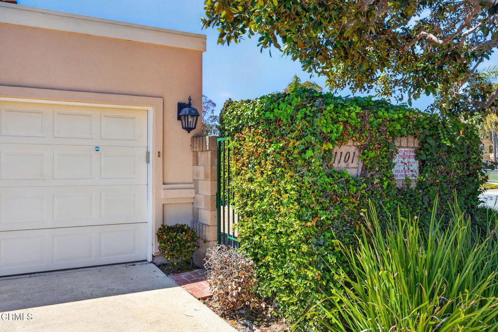 1101 Windward Way
