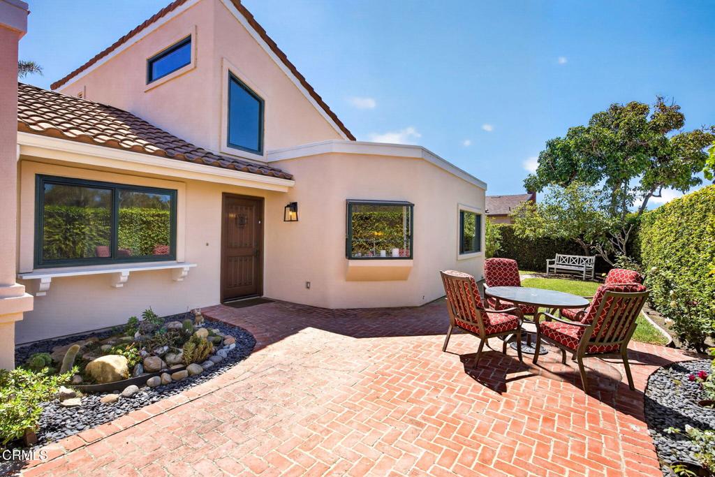 1101 Windward Way