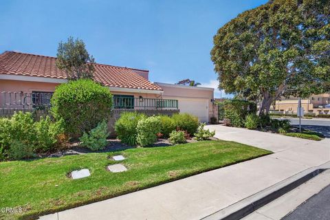 Photo of 1101 Windward Way, Oxnard, CA 93035 (MLS # V1-35966)