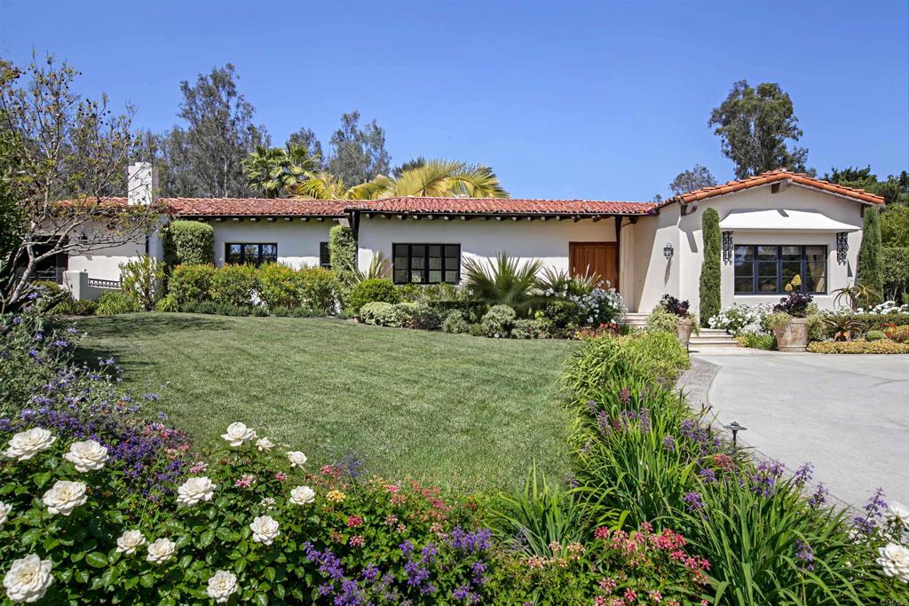 15739 El Camino Real