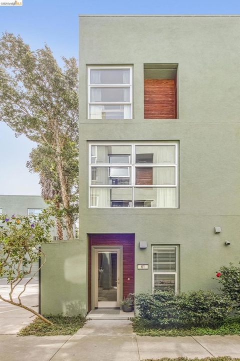 Photo of 61 Glashaus Loop, Emeryville, CA 94608 (MLS # 41129301)