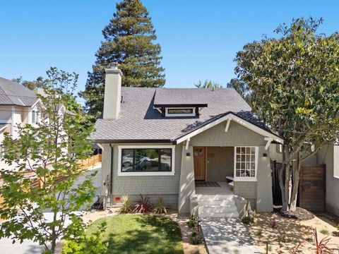 Photo of 1117 Palm Drive, Burlingame, CA 94010 (MLS # ML82043483)