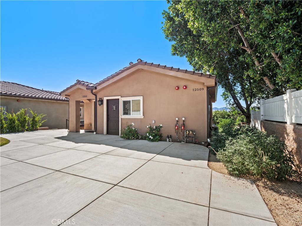 12511 125111/2 Haleh Lane