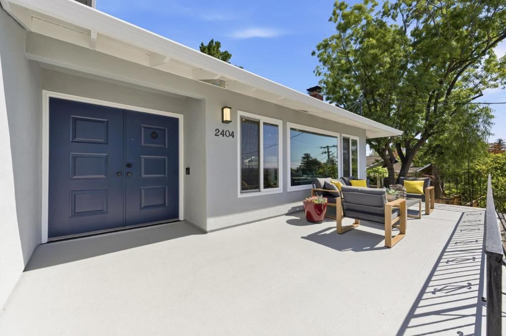 2404 Melendy Drive