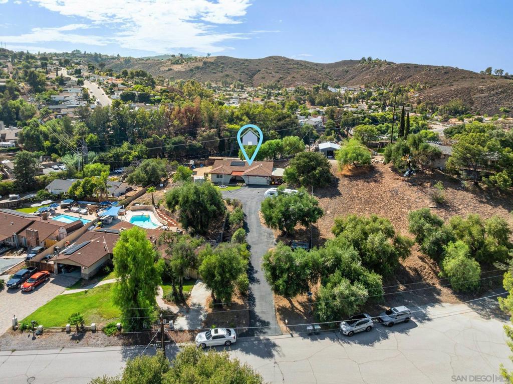 8944 Bower Ln