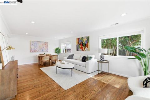 Photo of 36262 SAN PEDRO DR Dr, Fremont, CA 94536 (MLS # 41132558)