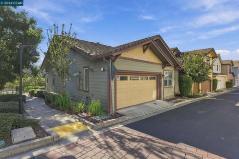 Photo of 63 Hazel Tree Rdg RDG, Orinda, CA 94563 (MLS # 41148991)