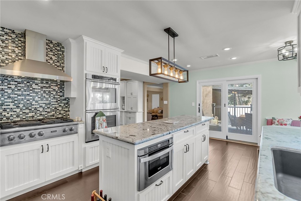 7384 Golden Star Avenue