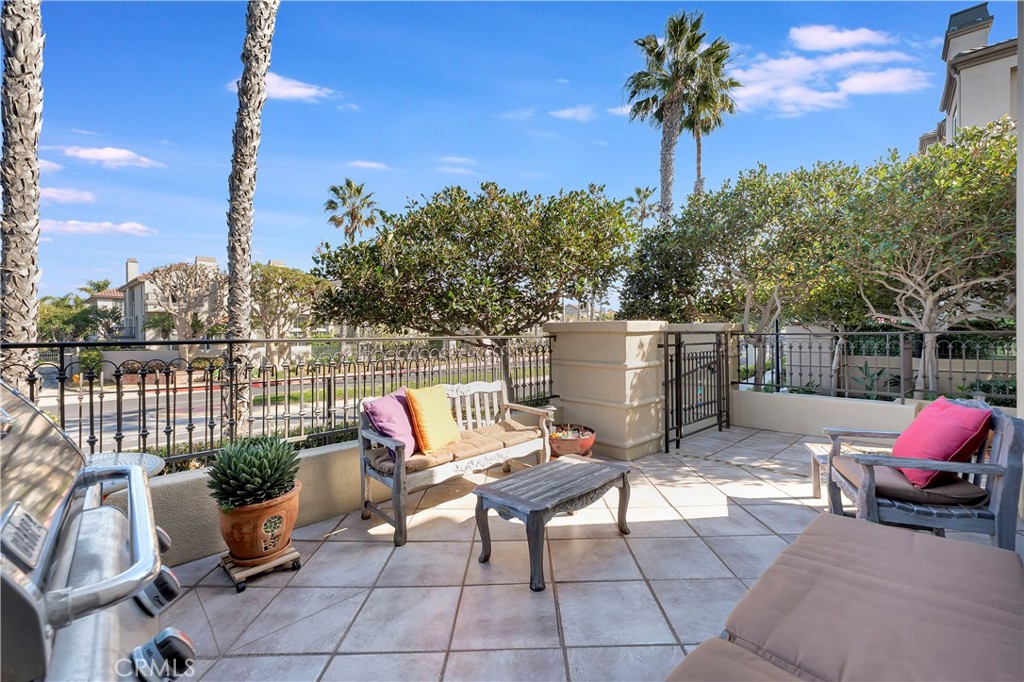 19328 Surfwave Drive