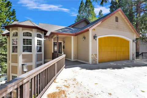 Photo of 787 Zurich Drive, Lake Arrowhead, CA 92352 (MLS # HD26190809)