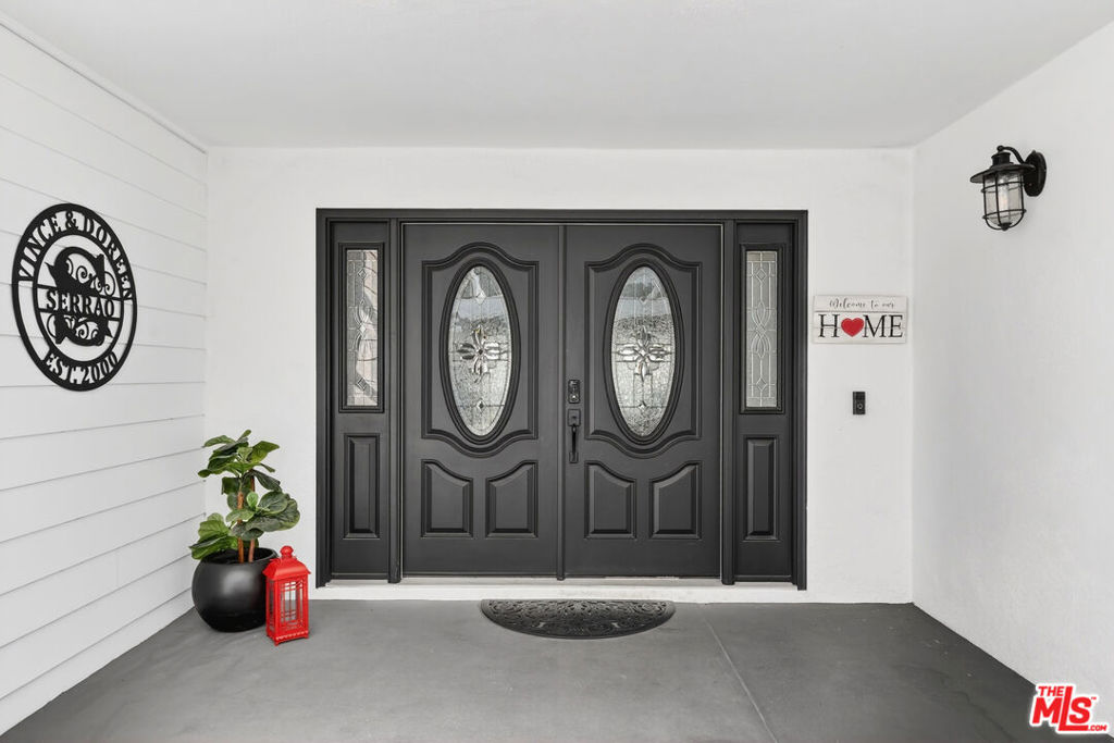 1714 Saint James Place