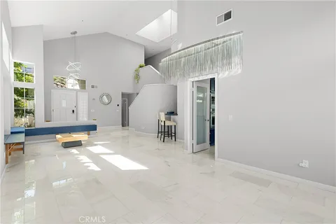 6807 E Pinnacle Pointe, Orange, CA 92869 - MLS#: PW26076875