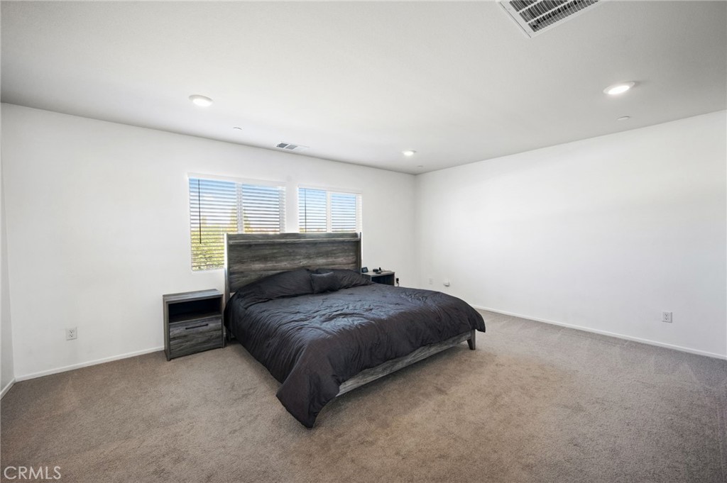 Mariposa Pointe - Residential