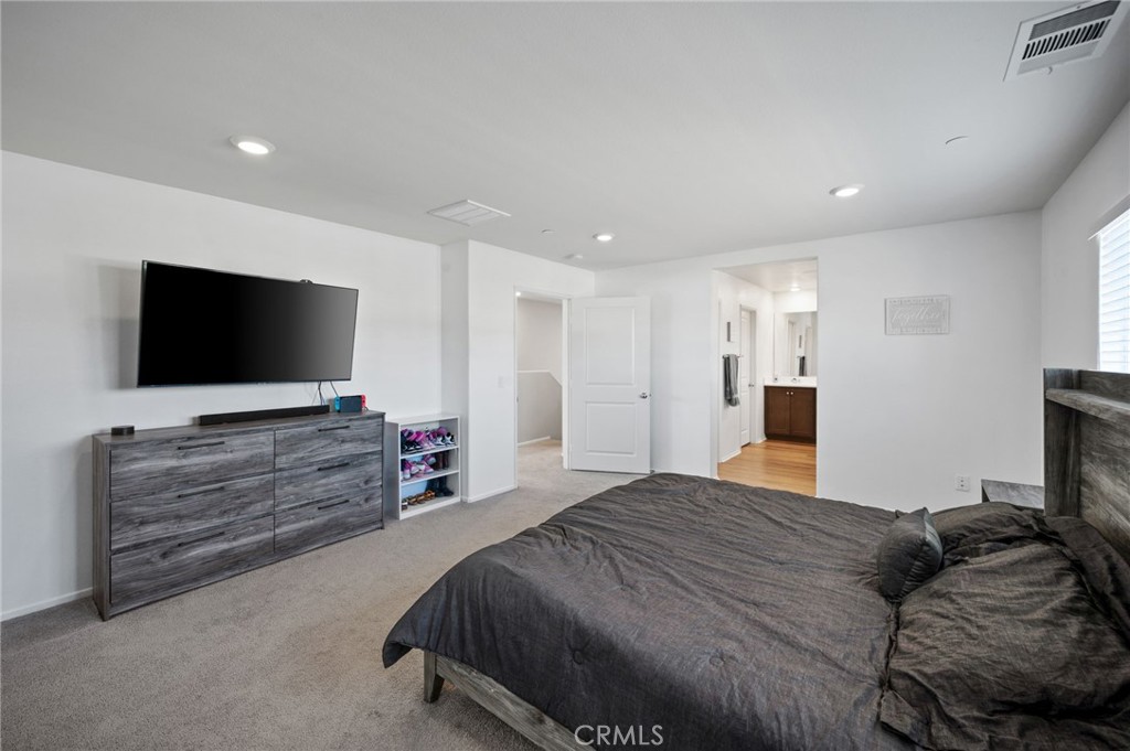 Mariposa Pointe - Residential