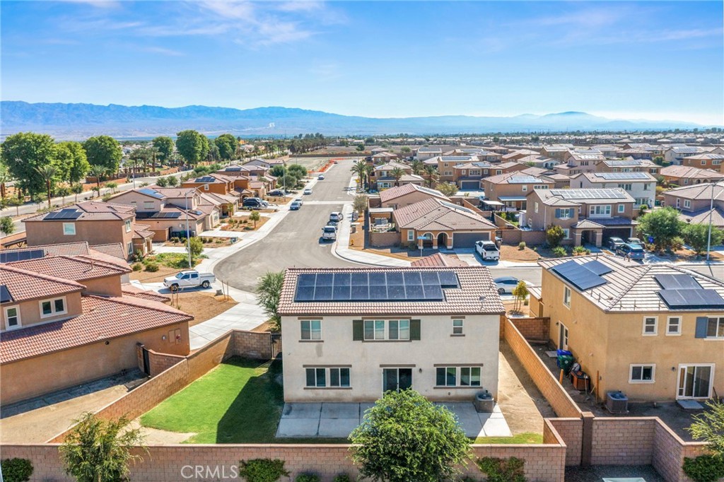 Mariposa Pointe - Residential