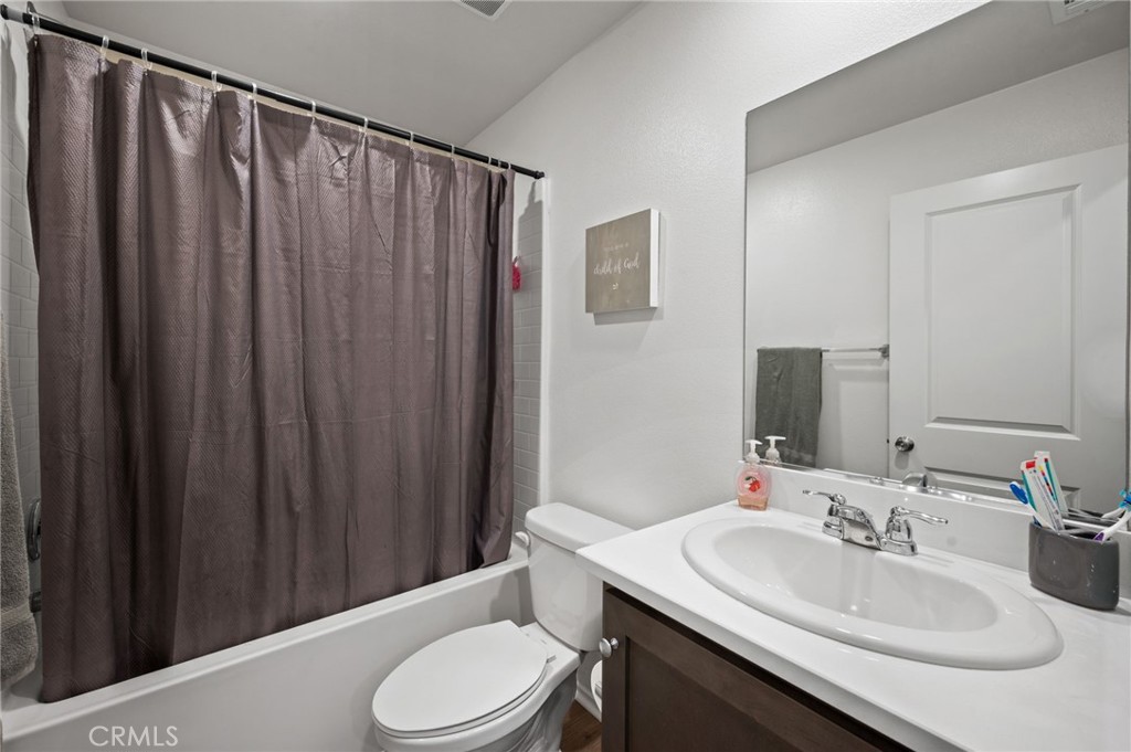 Mariposa Pointe - Residential