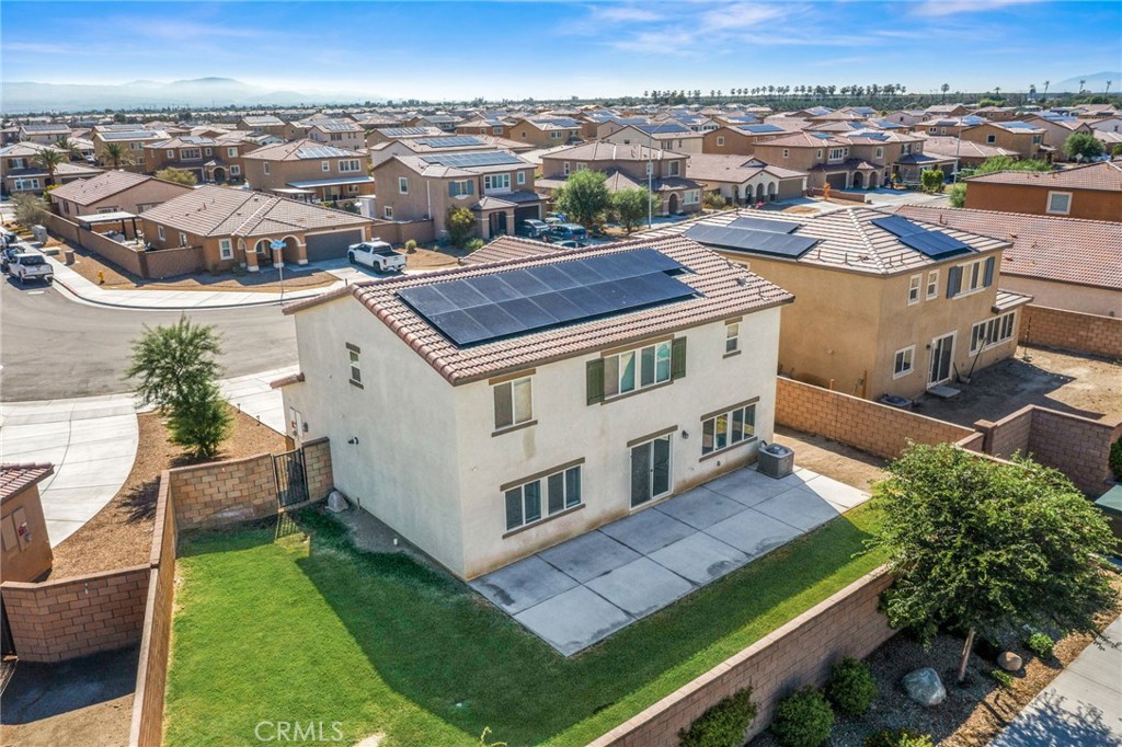 Mariposa Pointe - Residential