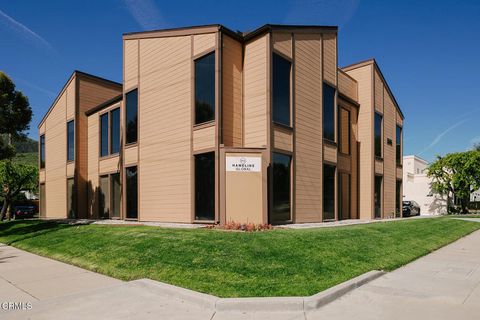 Photo of 2505 Canada Boulevard, Glendale, CA 91208 (MLS # P1-26437)