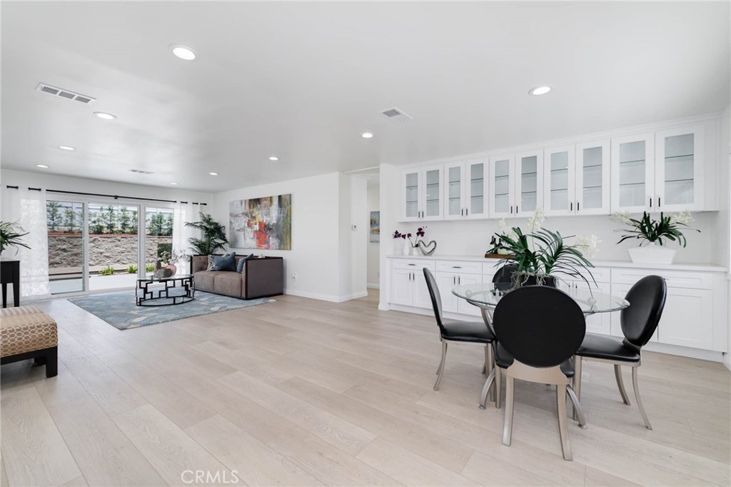 Properties 2 1541 2nd Street
