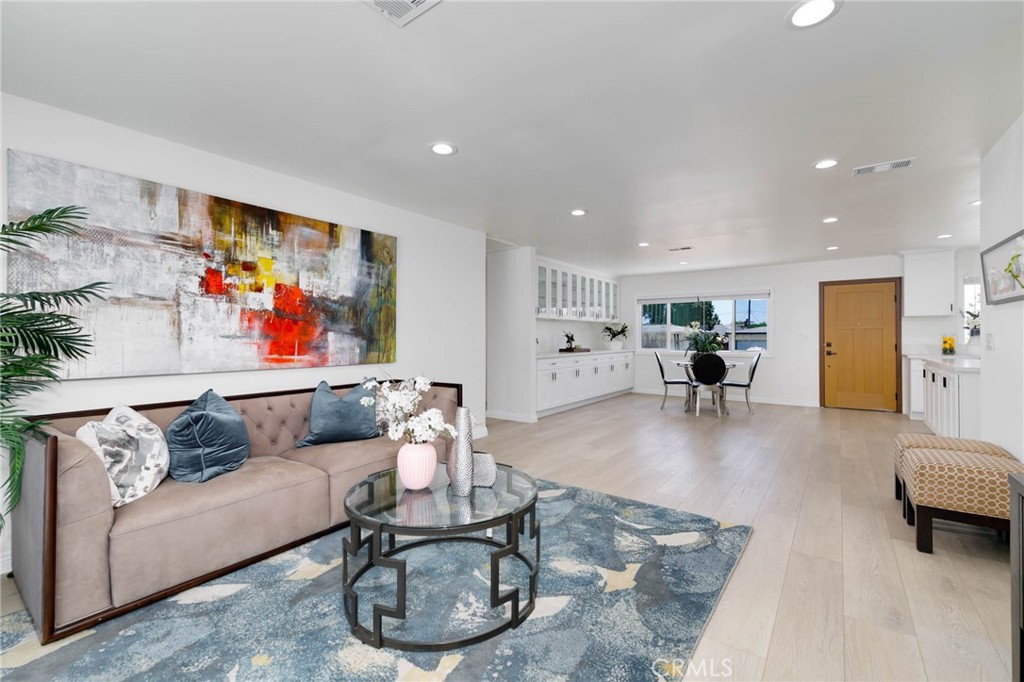 Properties 3 1541 2nd Street