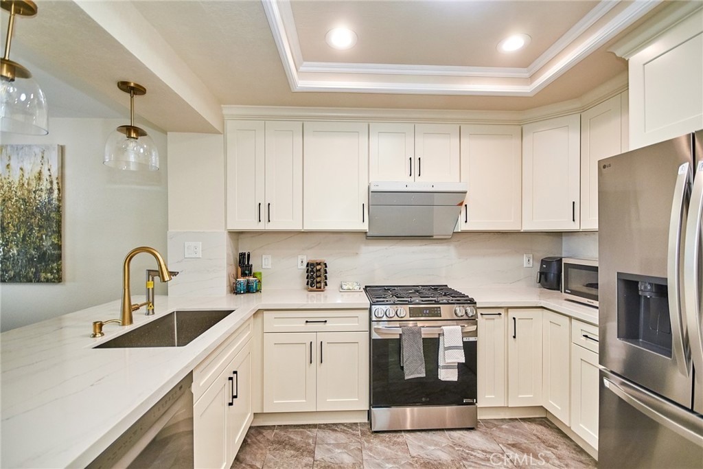 Rimcrest Villas (RMVL) - Residential Lease