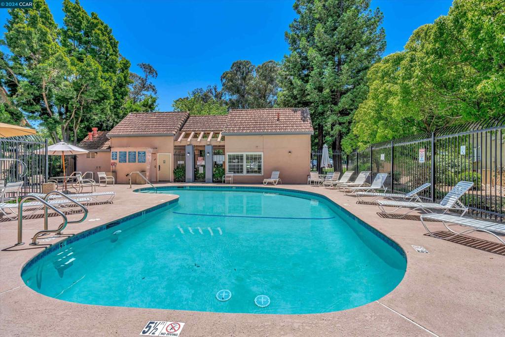 FOREST PARK - Residential