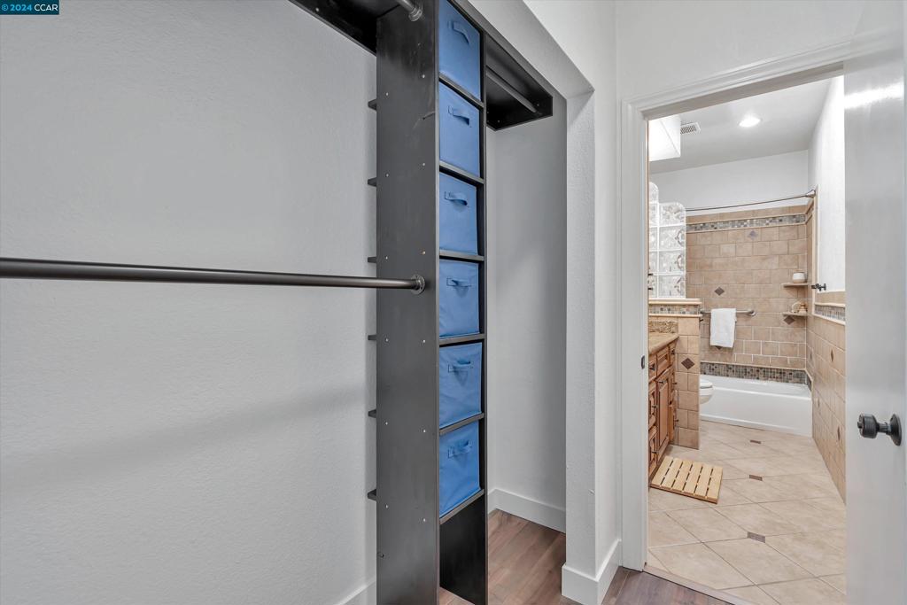 FOREST PARK - Residential